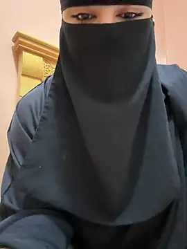 Snapshot of _Laiali_ chatting on July 2026 02:42:02 PM Laiali online show from July 2026 02:42:02 PM