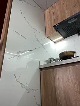 Snapshot of istthalexa chatting on April 2026 04:51:02 PM istthalexa online show from April 2026 04:51:02 PM