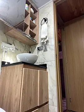 Snapshot of istthalexa chatting on April 2026 04:34:02 PM istthalexa online show from April 2026 04:34:02 PM