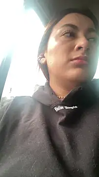 MacarenaRosse online show from December 2025 06:37:02 PM