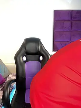 AdrianRinaldi online show from November 2025 08:09:01 PM