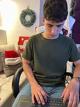 AdrianRinaldi online show from December 2025 08:13:01 PM