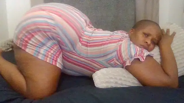 Snapshot of SexyNonnyy chatting on September 2025 07:39:01 PM SexyNonnyy online show from September 2025 07:39:01 PM