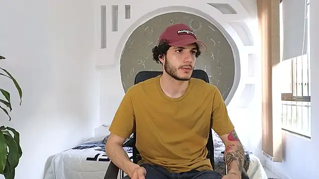 Snapshot of Rafael_Mendezz chatting on November 2025 08:07:01 PM Rafael Mendezz online show from November 2025 08:07:01 PM