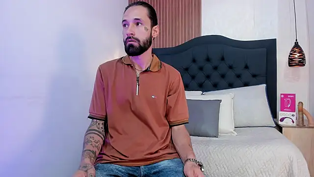 Hisoka 011 online show from April 2026 07:58:02 PM