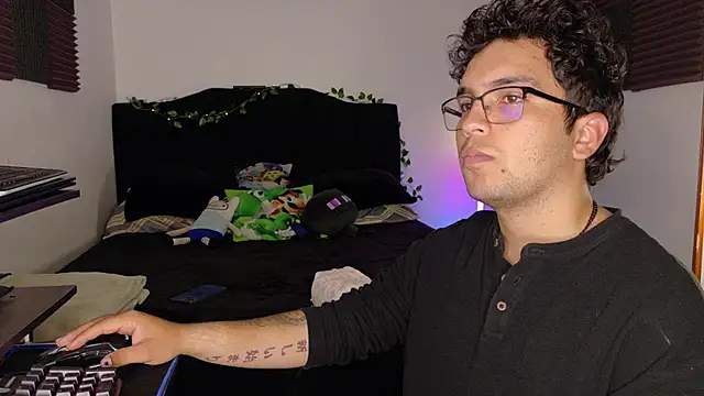 Snapshot of Conor_Taylor chatting on April 2026 02:44:01 PM Conor Taylor online show from April 2026 02:44:01 PM