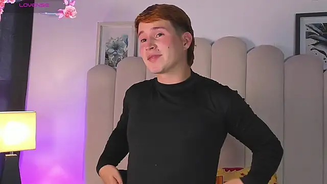 Snapshot of Eragonbooy chatting on April 2026 08:28:02 PM Eragonbooy online show from April 2026 08:28:02 PM