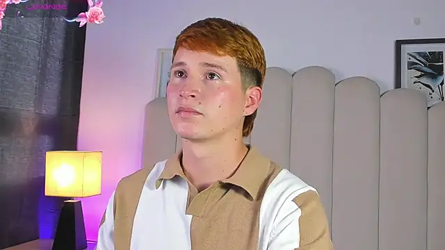 Snapshot of Eragonbooy chatting on April 2026 07:58:01 PM Eragonbooy online show from April 2026 07:58:01 PM