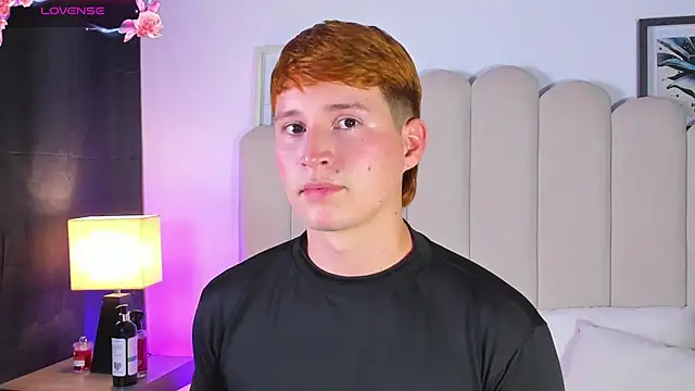 Snapshot of Eragonbooy chatting on April 2026 11:52:02 PM Eragonbooy online show from April 2026 11:52:02 PM