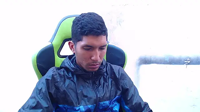 Snapshot of sensualduo chatting on January 2025 08:37:02 PM sensualduo online show from January 2025 08:37:02 PM