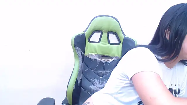 Snapshot of sensualduo chatting on September 2025 10:09:02 PM sensualduo online show from September 2025 10:09:02 PM