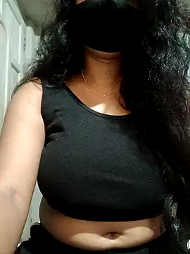 Snapshot of DiyaRoy49 chatting on November 2025 10:28:02 AM DiyaRoy49 online show from November 2025 10:28:02 AM