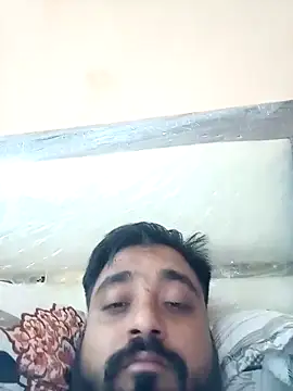 Raju fuckerr online show from October 2025 07:18:01 AM