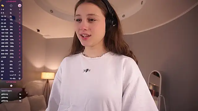 Snapshot of MercBoone chatting on December 2025 08:52:02 AM MercBoone online show from December 2025 08:52:02 AM