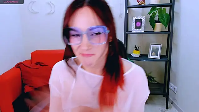 Snapshot of Daizy_Amazy chatting on October 2025 02:00:01 AM Daizy Amazy online show from October 2025 02:00:01 AM