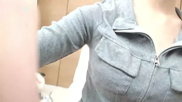 Snapshot of yuna_rin chatting on April 2026 11:14:02 AM yuna rin online show from April 2026 11:14:02 AM