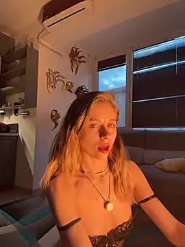 Snapshot of BabyAnais chatting on March 2026 04:17:02 PM BabyAnais online show from March 2026 04:17:02 PM