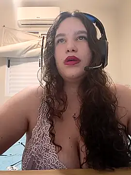 Snapshot of Mellhots2 chatting on February 2026 11:12:01 PM Mellhots2 online show from February 2026 11:12:01 PM