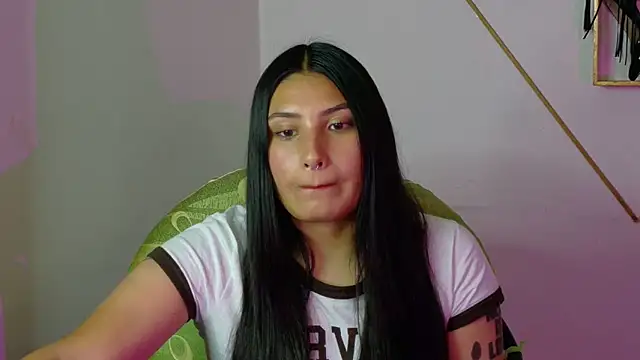 Linda andrew online show from February 2026 06:25:01 PM