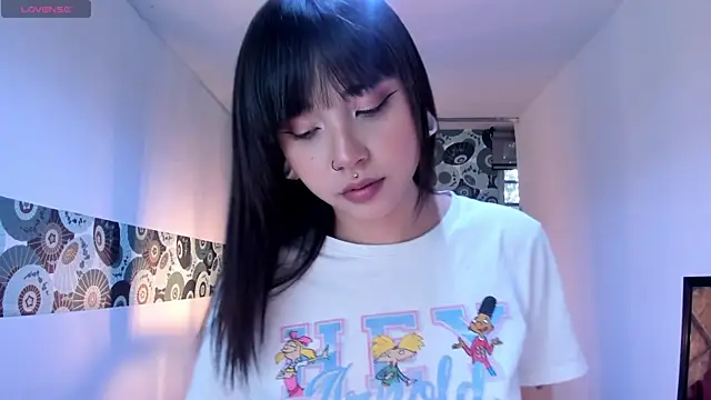 Snapshot of Hanna_Lee__ chatting on October 2025 05:36:02 PM Hanna Lee online show from October 2025 05:36:02 PM