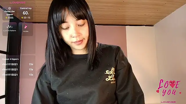 Snapshot of Hanna_Lee__ chatting on March 2026 05:02:01 PM Hanna Lee online show from March 2026 05:02:01 PM
