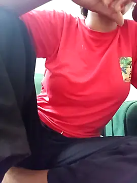 Snapshot of kissujaan chatting on September 2025 06:22:01 PM kissujaan online show from September 2025 06:22:01 PM