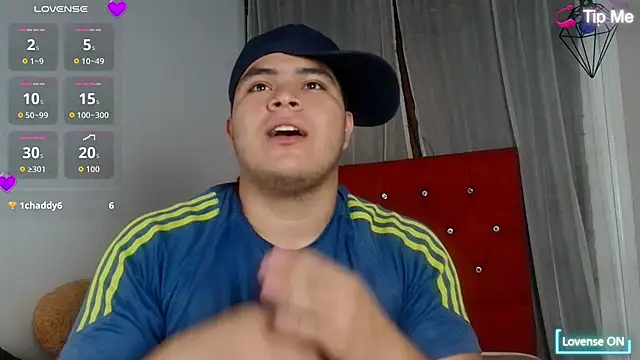 naomi campbel  online show from October 2025 02:21:02 AM