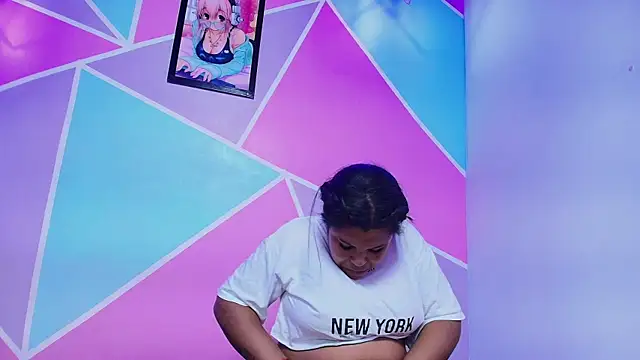 naomi campbel  online show from April 2026 08:35:02 PM