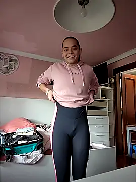 Snapshot of Wildmaca chatting on October 2025 11:05:01 AM Wildmaca online show from October 2025 11:05:01 AM