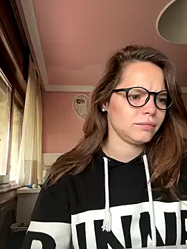 Snapshot of Wildmaca chatting on October 2025 08:37:01 AM Wildmaca online show from October 2025 08:37:01 AM