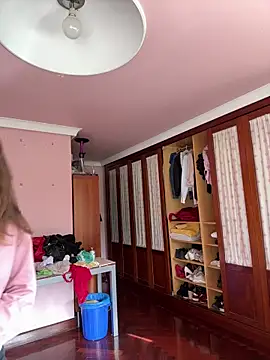 Snapshot of Wildmaca chatting on November 2025 11:23:02 AM Wildmaca online show from November 2025 11:23:02 AM