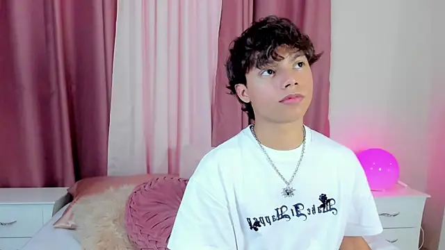 Honeymoon sariel online show from December 2025 08:15:02 PM