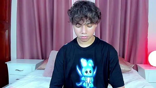 Snapshot of Honeymoon_sariel chatting on March 2026 08:36:02 PM Honeymoon sariel online show from March 2026 08:36:02 PM