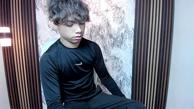 Snapshot of Honeymoon_sariel chatting on April 2026 01:34:01 PM Honeymoon sariel online show from April 2026 01:34:01 PM