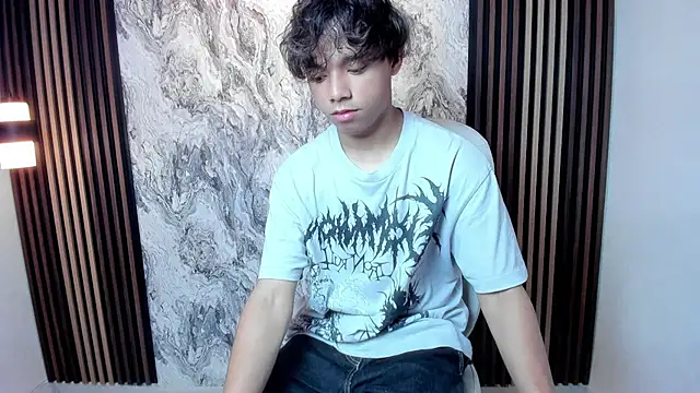 Snapshot of Honeymoon_sariel chatting on April 2026 01:32:02 PM Honeymoon sariel online show from April 2026 01:32:02 PM