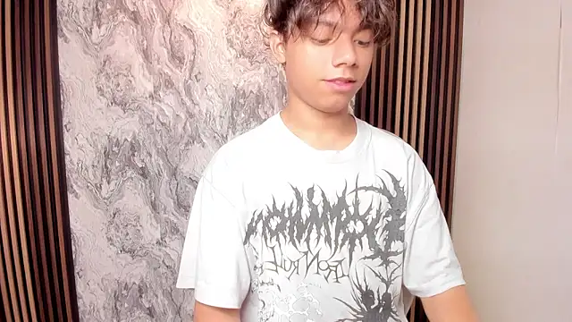 Snapshot of Honeymoon_sariel chatting on April 2026 01:13:01 PM Honeymoon sariel online show from April 2026 01:13:01 PM