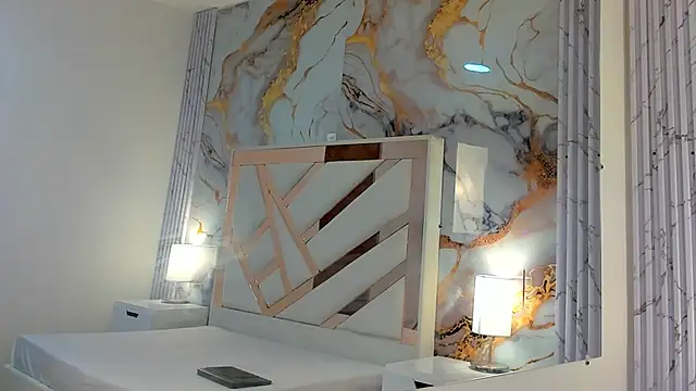 Megan Sweetas online show from September 2025 07:25:02 PM