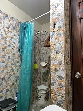 Snapshot of CHARLY-- chatting on September 2025 01:07:02 AM CHARLY-- online show from September 2025 01:07:02 AM