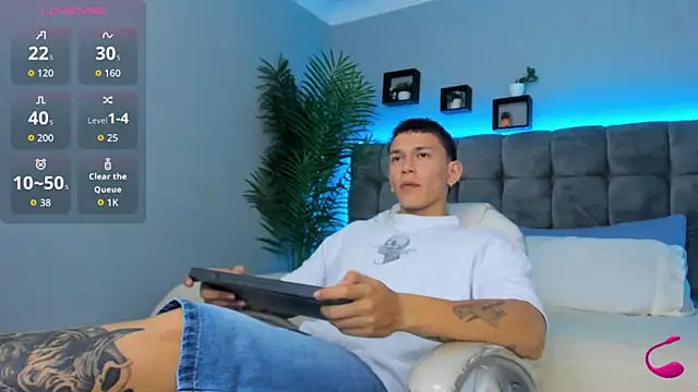 Thomas moon online show from March 2026 01:29:02 PM