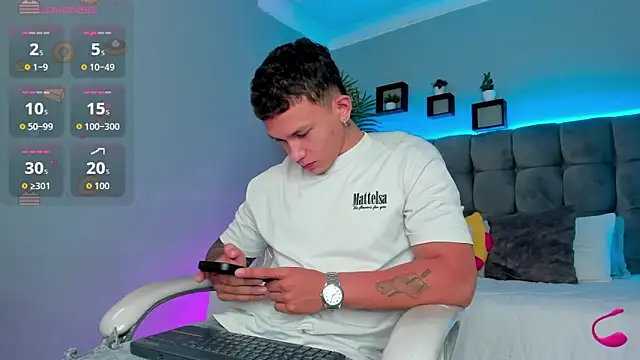 Thomas moon online show from June 2026 01:03:01 PM