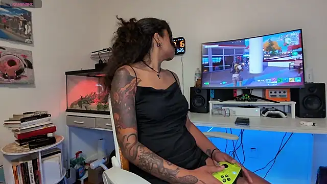 onlystrings online show from March 2026 02:17:01 AM