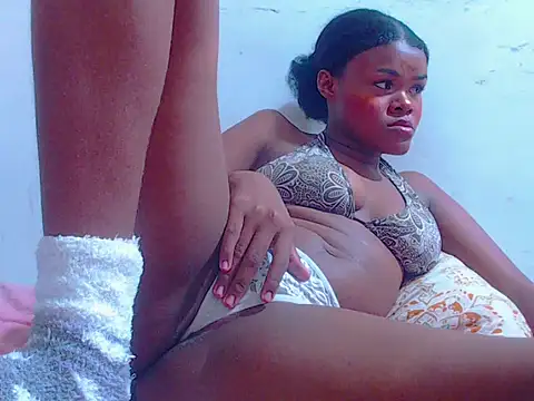 Snapshot of negrihot_crazy chatting on September 2025 09:00:01 AM negrihot crazy online show from September 2025 09:00:01 AM