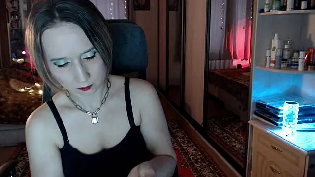 ClassyInna online show from November 2025 08:19:01 AM