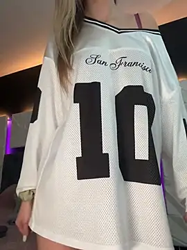 Hannah nvrstx online show from February 2026 11:06:02 AM