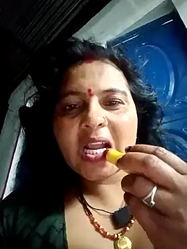 Snapshot of Hot_komal1 chatting on May 2026 08:47:02 PM Hot komal1 online show from May 2026 08:47:02 PM