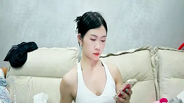 Snapshot of xiaoLI-2025 chatting on September 2025 02:49:02 PM xiaoLI-2025 online show from September 2025 02:49:02 PM