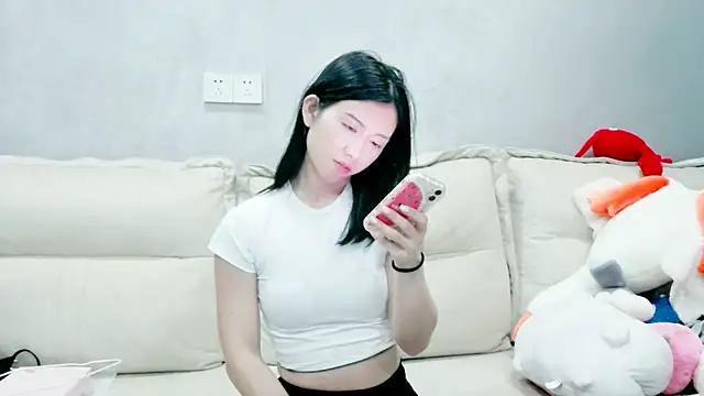 Snapshot of xiaoLI-2025 chatting on September 2025 02:43:02 PM xiaoLI-2025 online show from September 2025 02:43:02 PM