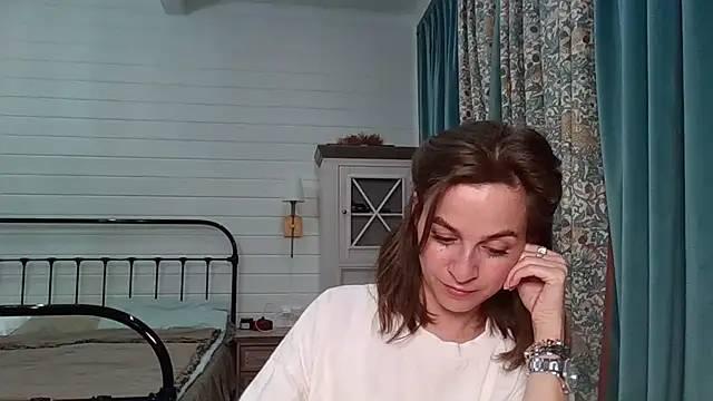 Snapshot of Niravyn_ chatting on October 2025 08:34:01 AM Niravyn online show from October 2025 08:34:01 AM