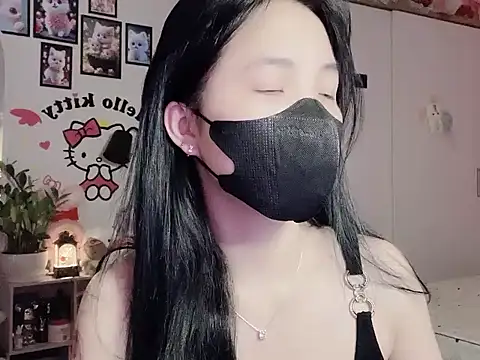 keelinnn19 online show from November 2025 06:09:02 PM