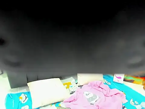 Snapshot of xamila_muaa chatting on April 2026 07:13:02 AM xamila muaa online show from April 2026 07:13:02 AM